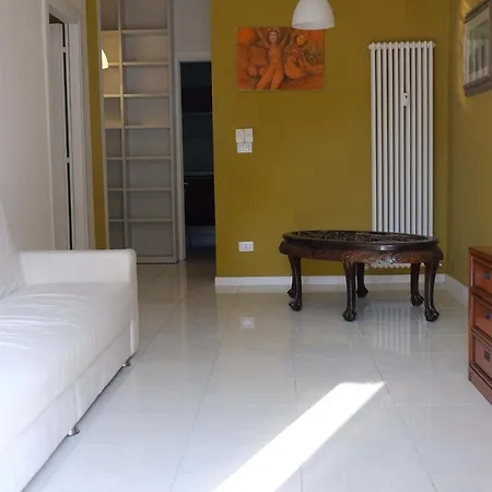 Leonardo Da Vinci 24 Apartmán Boloňa